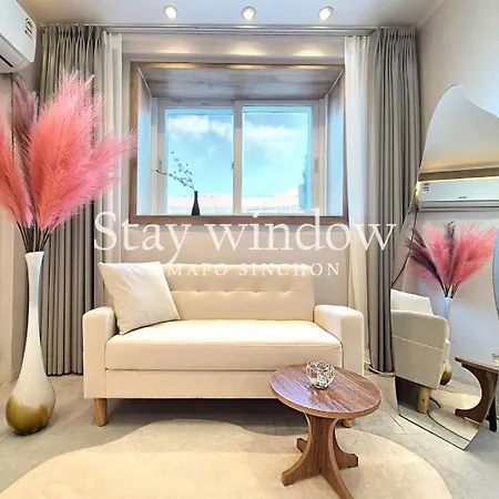 Stay Window